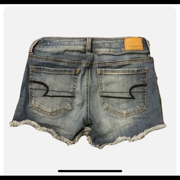 Like New AE Jean shorts size 0 - Picture 2 of 4